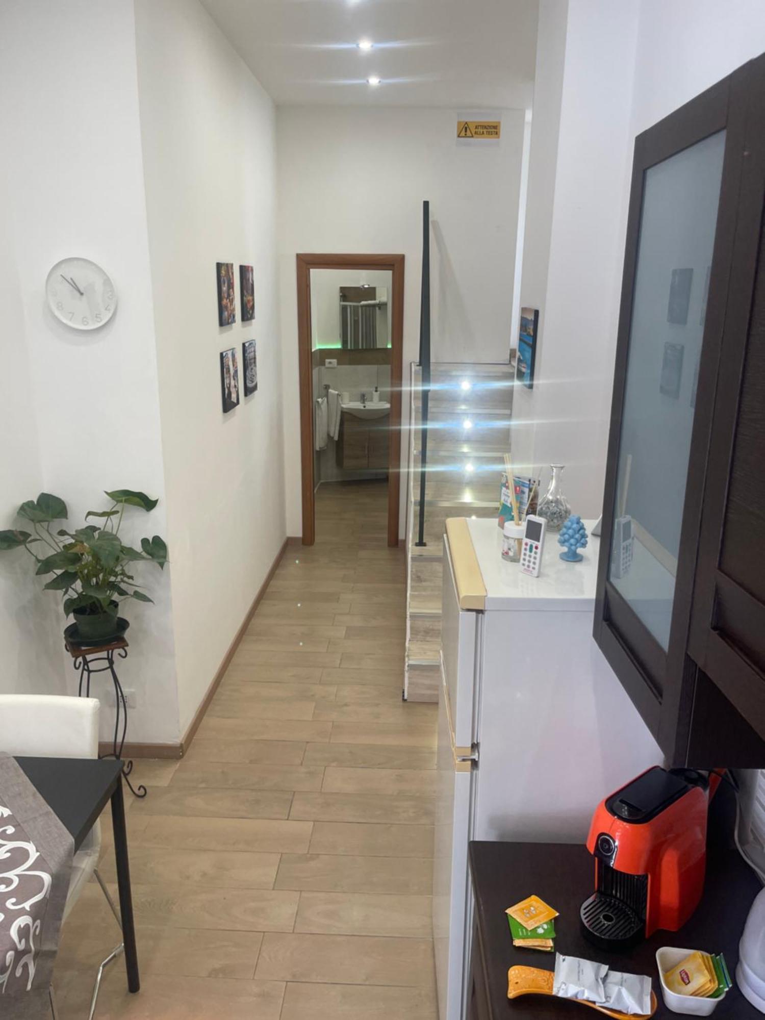 Appartamento Stazione Centrale Palermo Buitenkant foto